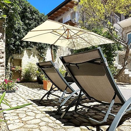 Borgo Dei Sogni Lejlighed San Felice del Benaco Eksteriør billede